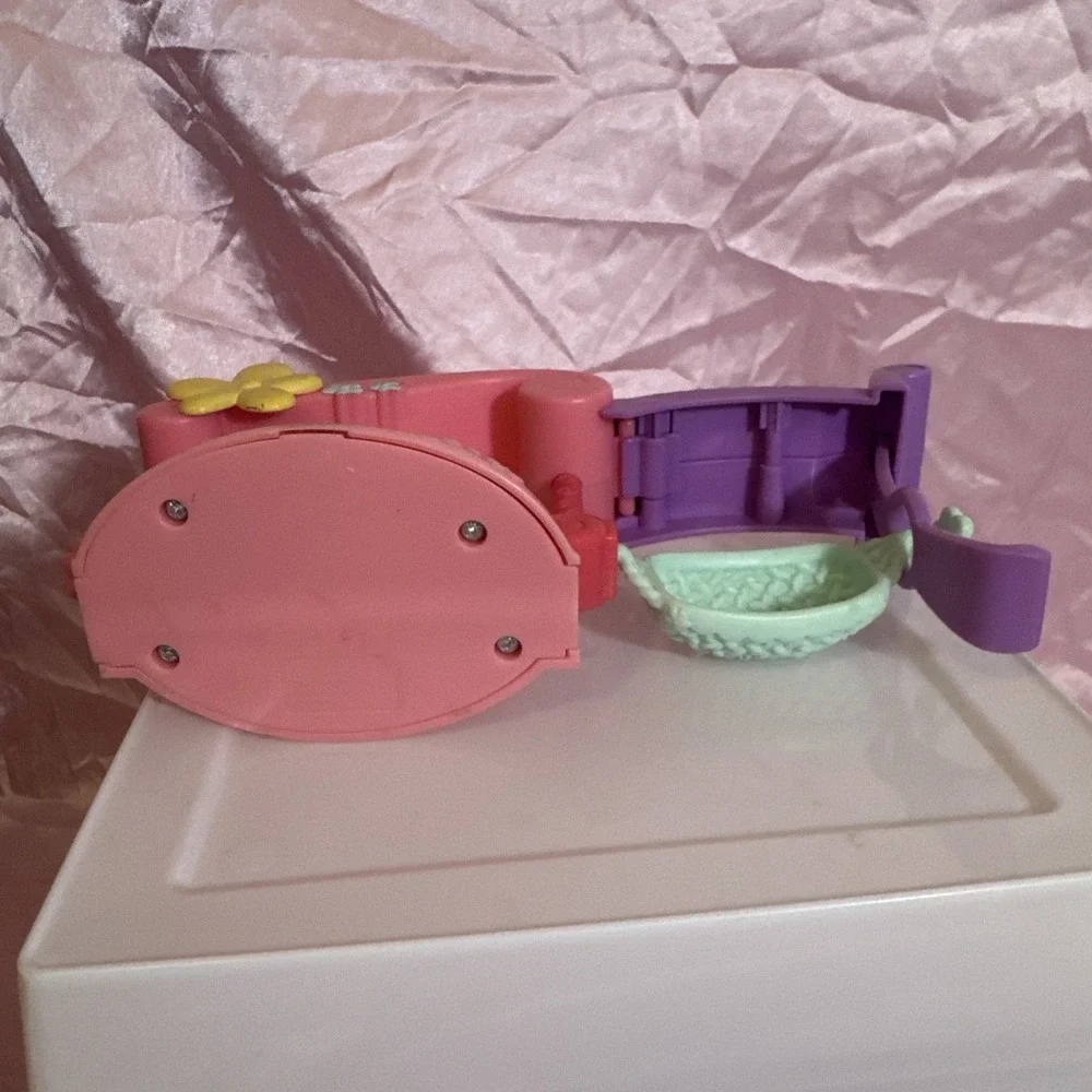 Hasbro LPS Littlest Pet Shop Fancy Friends Flip Bed Playset Accessory‎